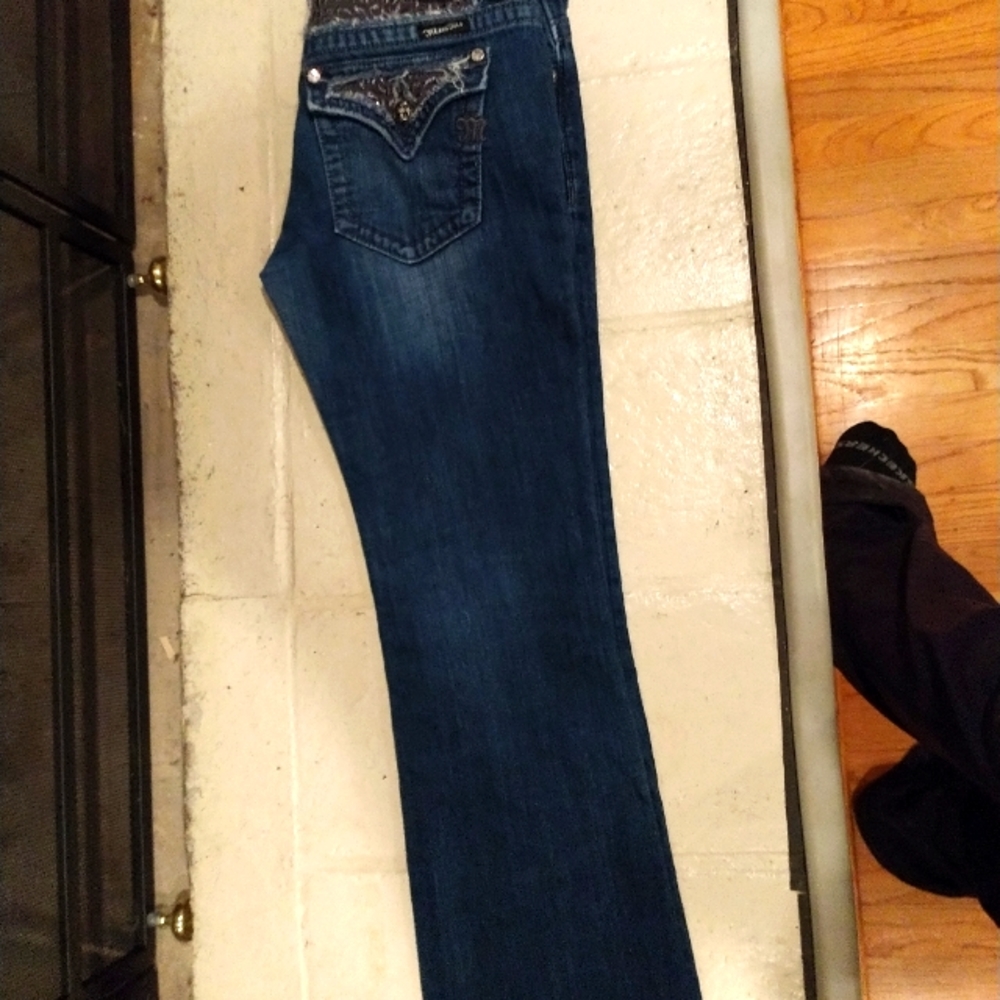 Never worn Miss Me Jeans